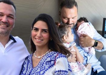 Ali Sunal’dan evlilik yıl dönümü kutlaması: Rüyalarımı gerçeğe dönüştüren Nazlı yarim