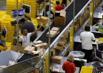 Amazon, 9 bin kişiyi daha işten çıkaracak