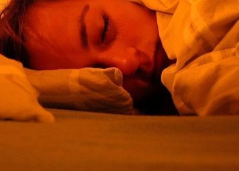İnsomnia hastalığı nedir, neden olur? İnsomnia belirtileri neler?
