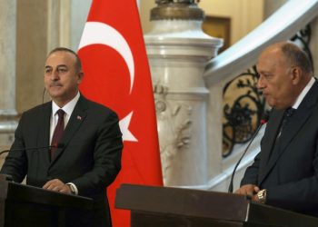 Mısır ile yeni sayfa | Çavuşoğlu: Samimi ve güzel bir görüşme yaptık