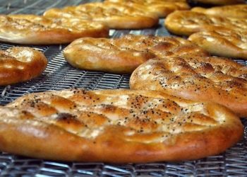 Vatandaşın sofrasından 39 pide eksildi