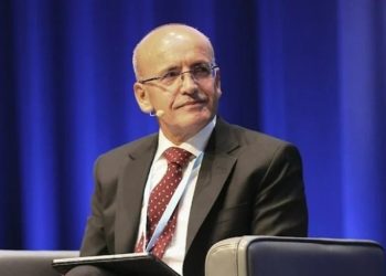 Bakan Şimşek’ten ‘öğrencilere vergisiz telefon’ açıklaması