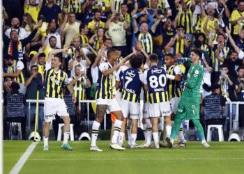 Fenerbahçe 3 puan aldı, 2 fire verdi
