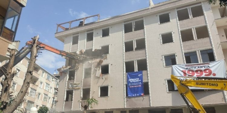 İstanbul’da 1500 “tabut ev” deprem riski altında