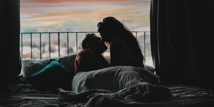 Duygusal dolandırıcılığa 8 tutuklama