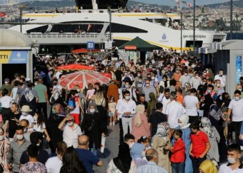 Eris varyantı yayılıyor: Covid-19’un 3 yeni belirtisine dikkat