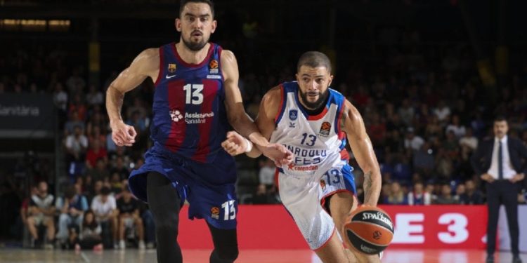 Anadolu Efes, EuroLeague’de sezona mağlubiyetle başladı