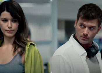 Beren Saat ve Kıvanç Tatlıtuğ yıllar sonra bir arada