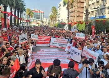 Vergi isyanı! Sokağa indiler, adalet istediler